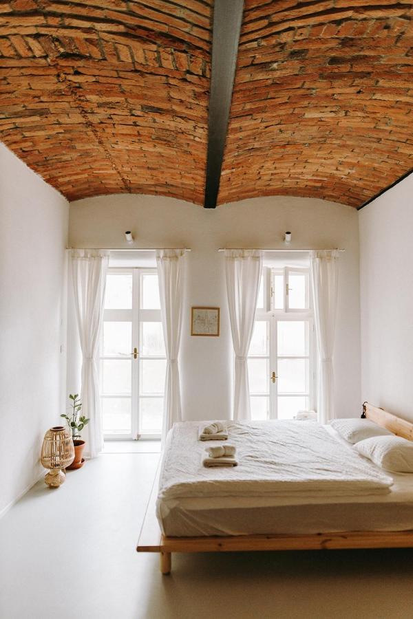 Apartmany Starak V Historickem Centru Znojma Зноймо Екстериор снимка